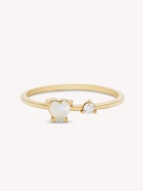 Stone and strand White Opal Love Ring - Gold size 5
